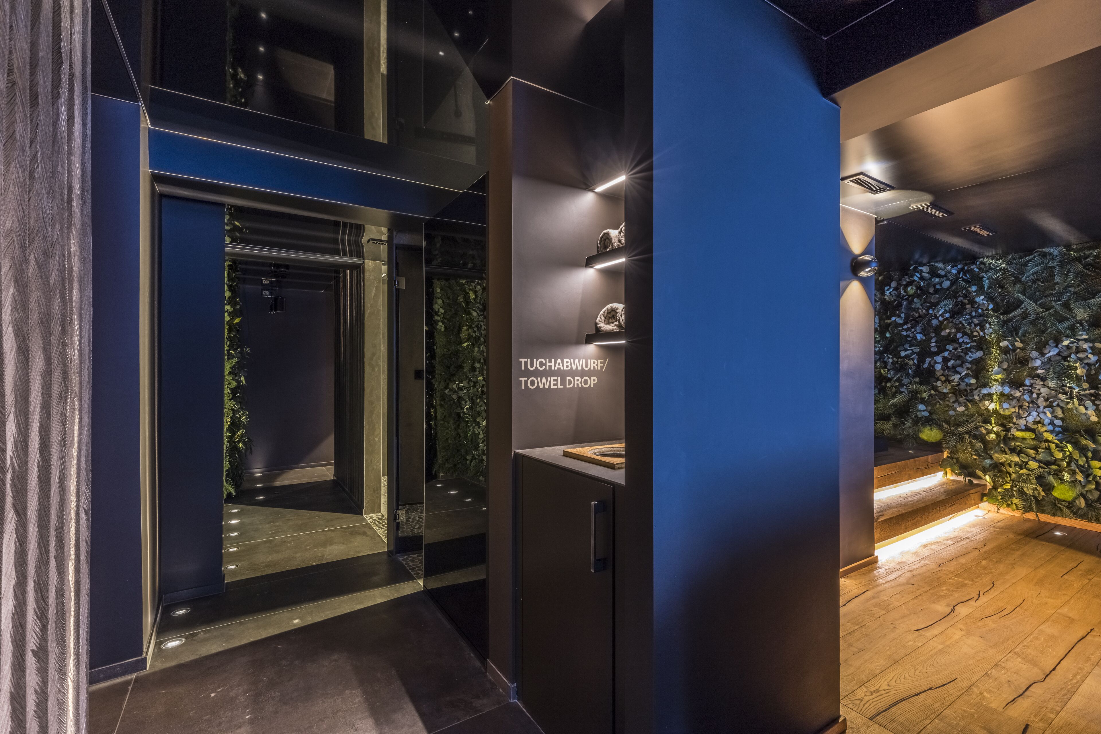 sauna, turkish bath/hammam, hot stone massages, swedish massages