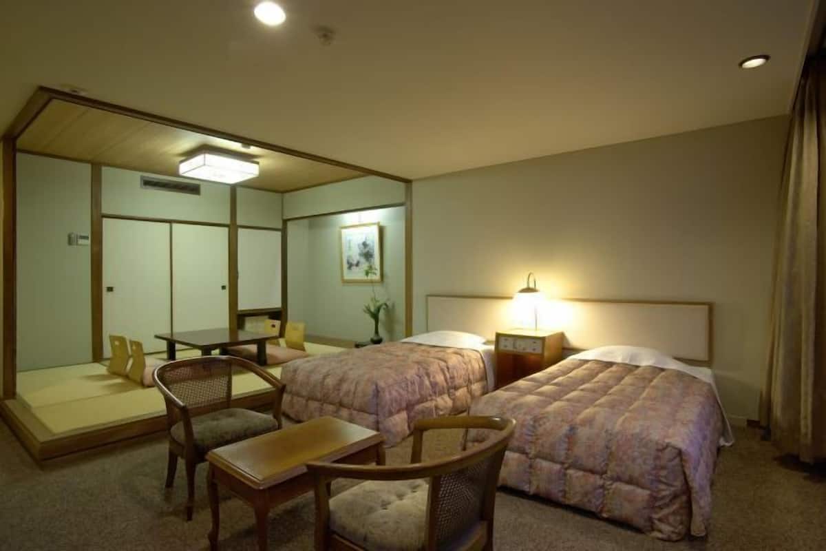 Down duvets, in-room safe, individually furnished, blackout curtains