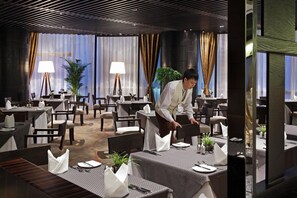 4 Restaurants, Frühstück