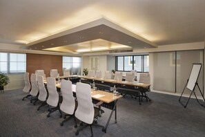 Meeting facility - PARKROYAL Suites Bangkok (Bangkok)