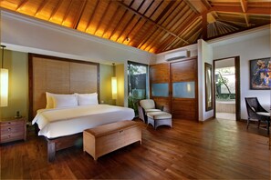 Két bảo mật tại phòng, trang bị nội thất với thiết kế riêng biệt, bàn 