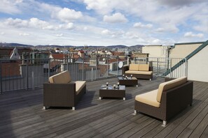 Terrace/patio - MyPlace - Premium Apartments Riverside (Vienna)