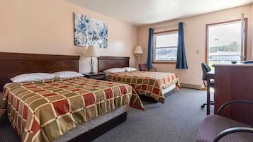 Combined shower/bathtub, hair dryer, towels