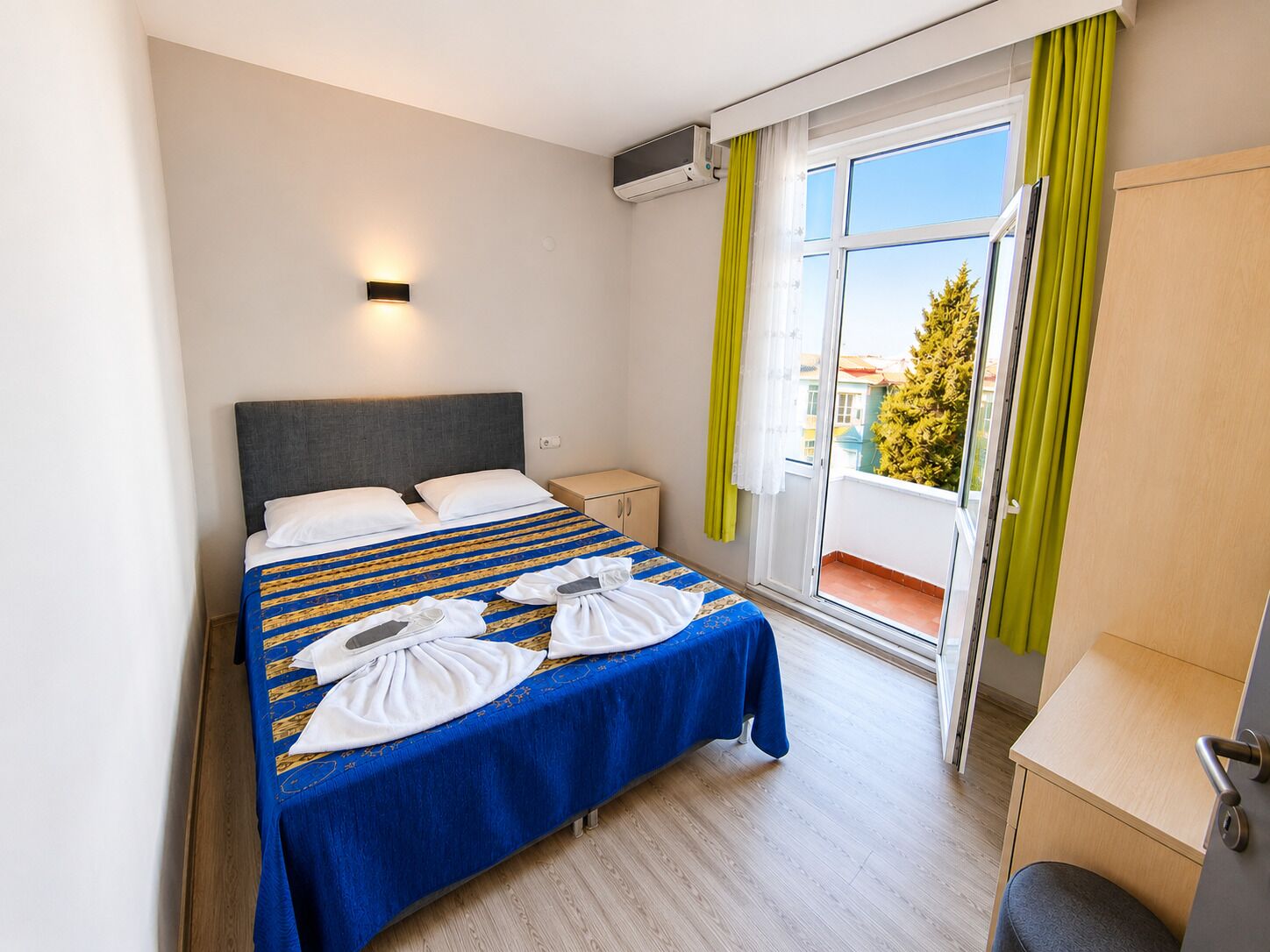 Standard Double Room | Premium bedding, individually decorated, individually furnished, desk