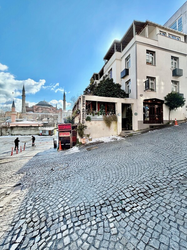 Majoituspaikan julkisivu