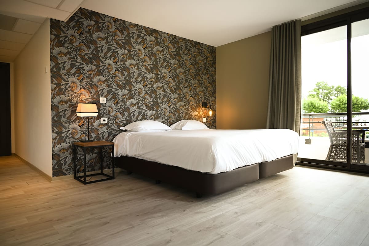 Superior Room (Bâtiment annexe ) | Kalis bunyi, katil bayi/kot (surcaj), Wi-fi percuma, cadar katil