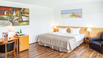 Standardzimmer, 1 Doppelbett, Balkon | Allergikerbettwaren, Verdunkelungsvorhänge, kostenloses WLAN, Bettwäsche