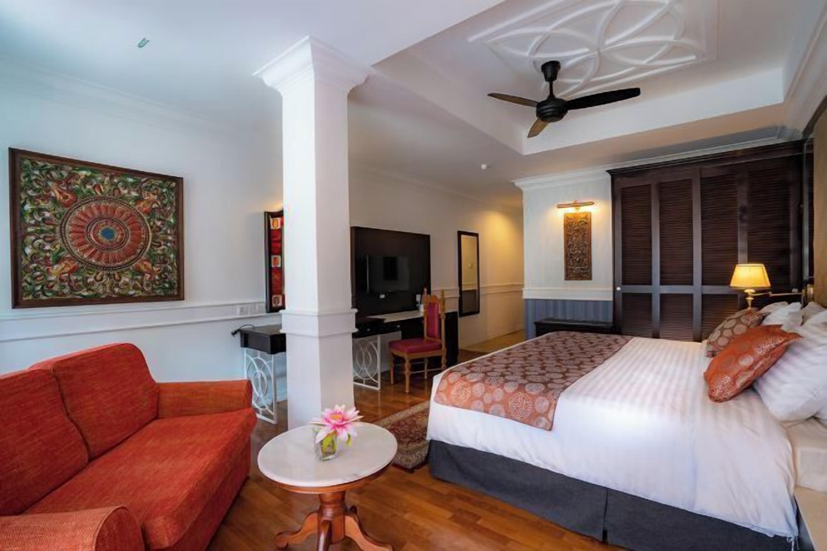 Minibar, in-room safe, iron/ironing board, rollaway beds