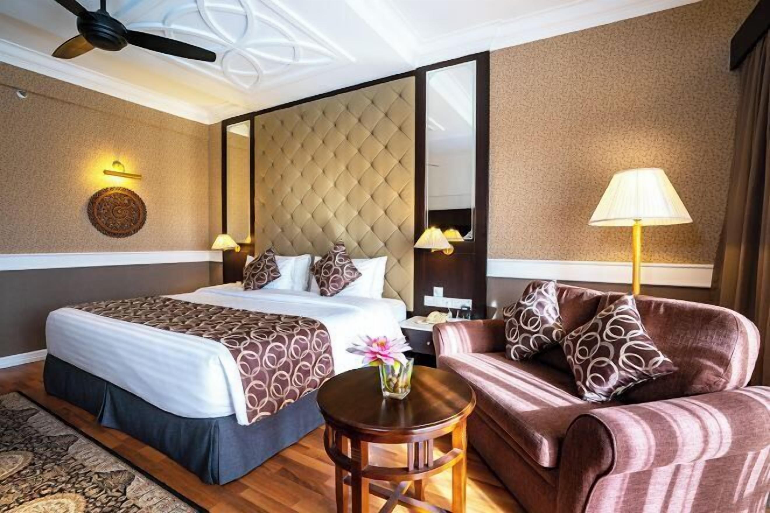 Minibar, in-room safe, iron/ironing board, rollaway beds