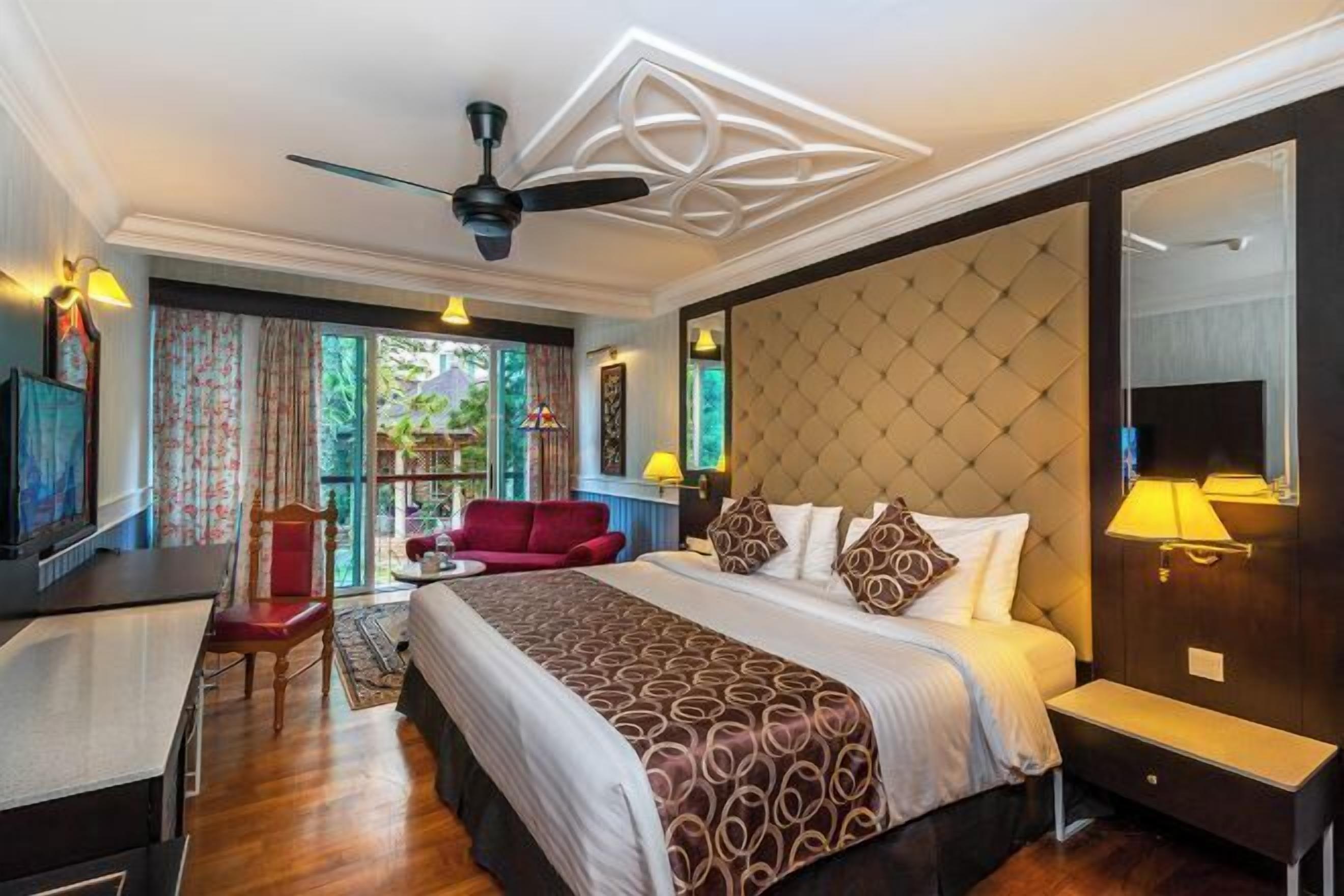 Minibar, in-room safe, iron/ironing board, rollaway beds