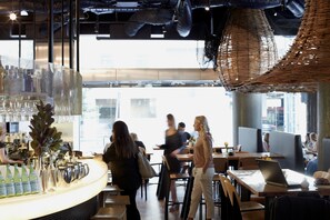 Bar (on property) - The Olsen Melbourne - Art Series (South Yarra)