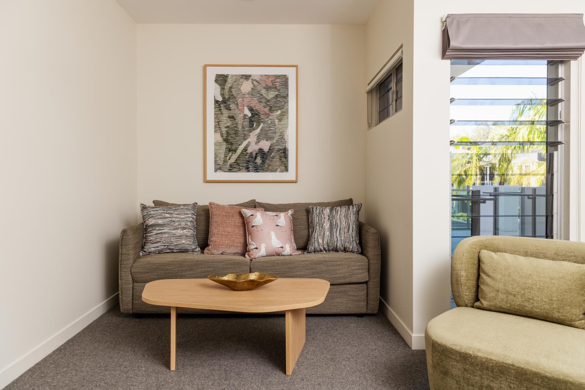 Suite | Living area | 55-inch flat-screen TV with digital channels, pay movies