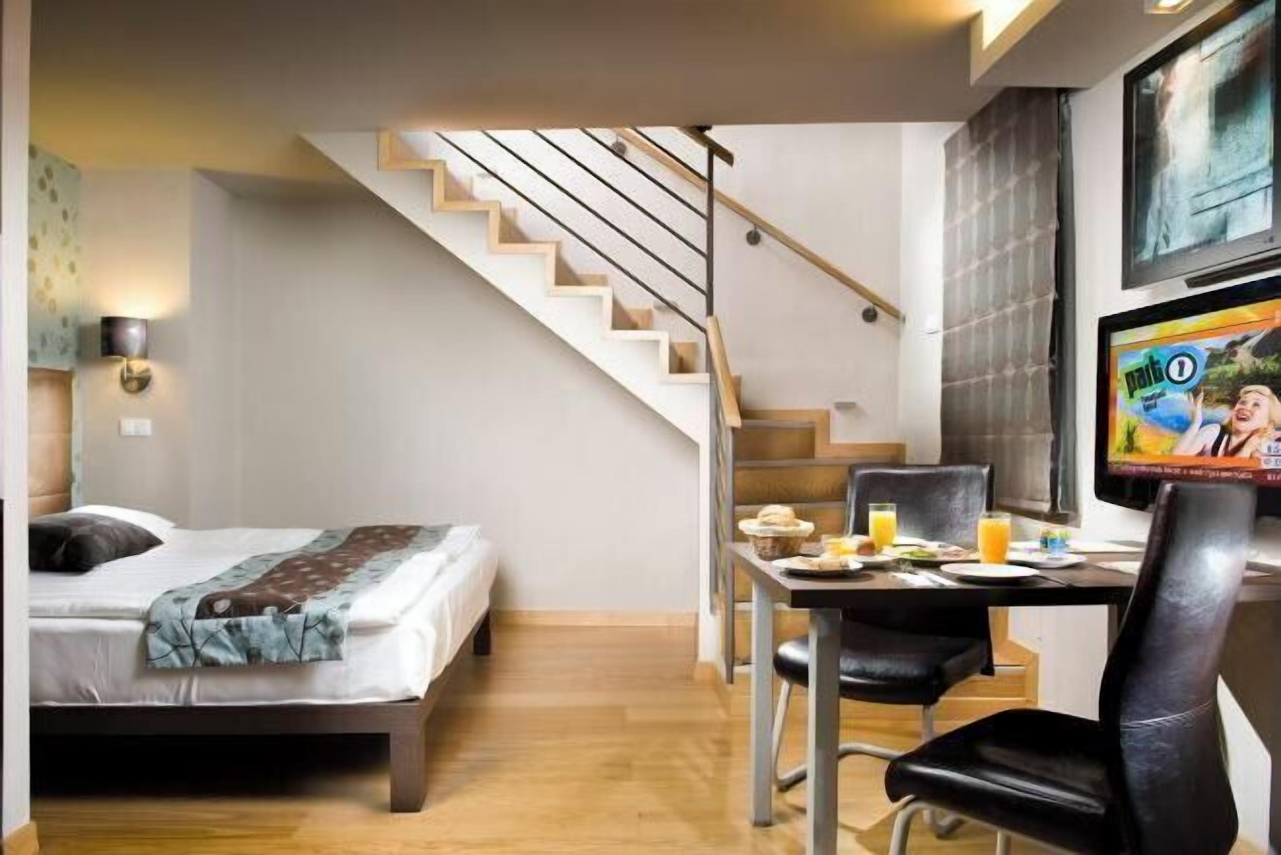 Premium bedding, Select Comfort beds, minibar, in-room safe