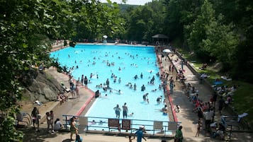 Außenpool (je nach Saison geöffnet)