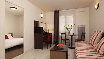 Apartment | Living room | LCD TV