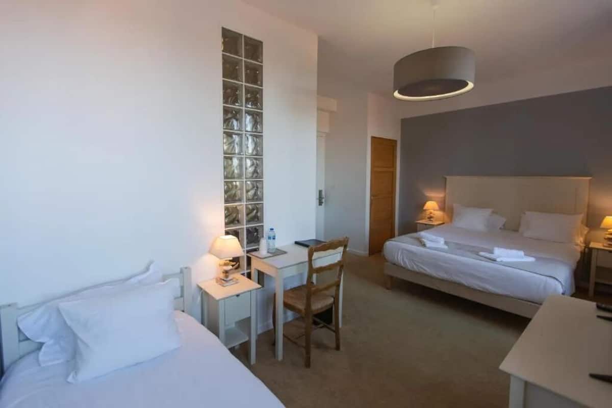 Chambre Triple, vue jardin