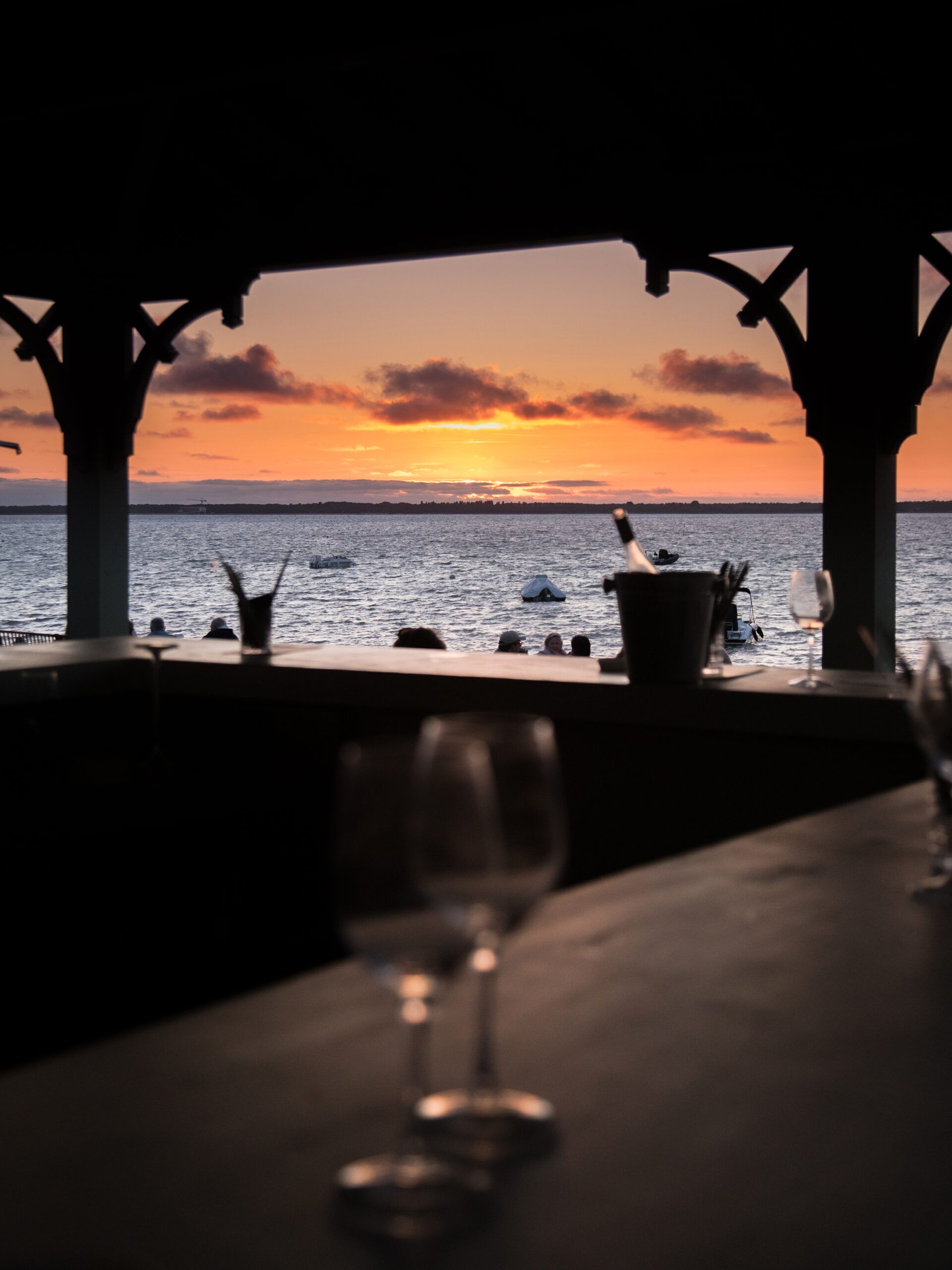 Breakfast, lunch served; local and international cuisine, beach views 