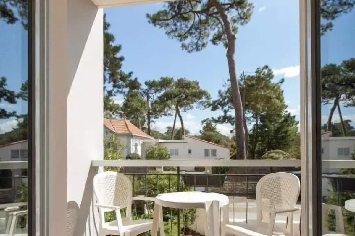 Chambre Double, balcon, dans les dépendances