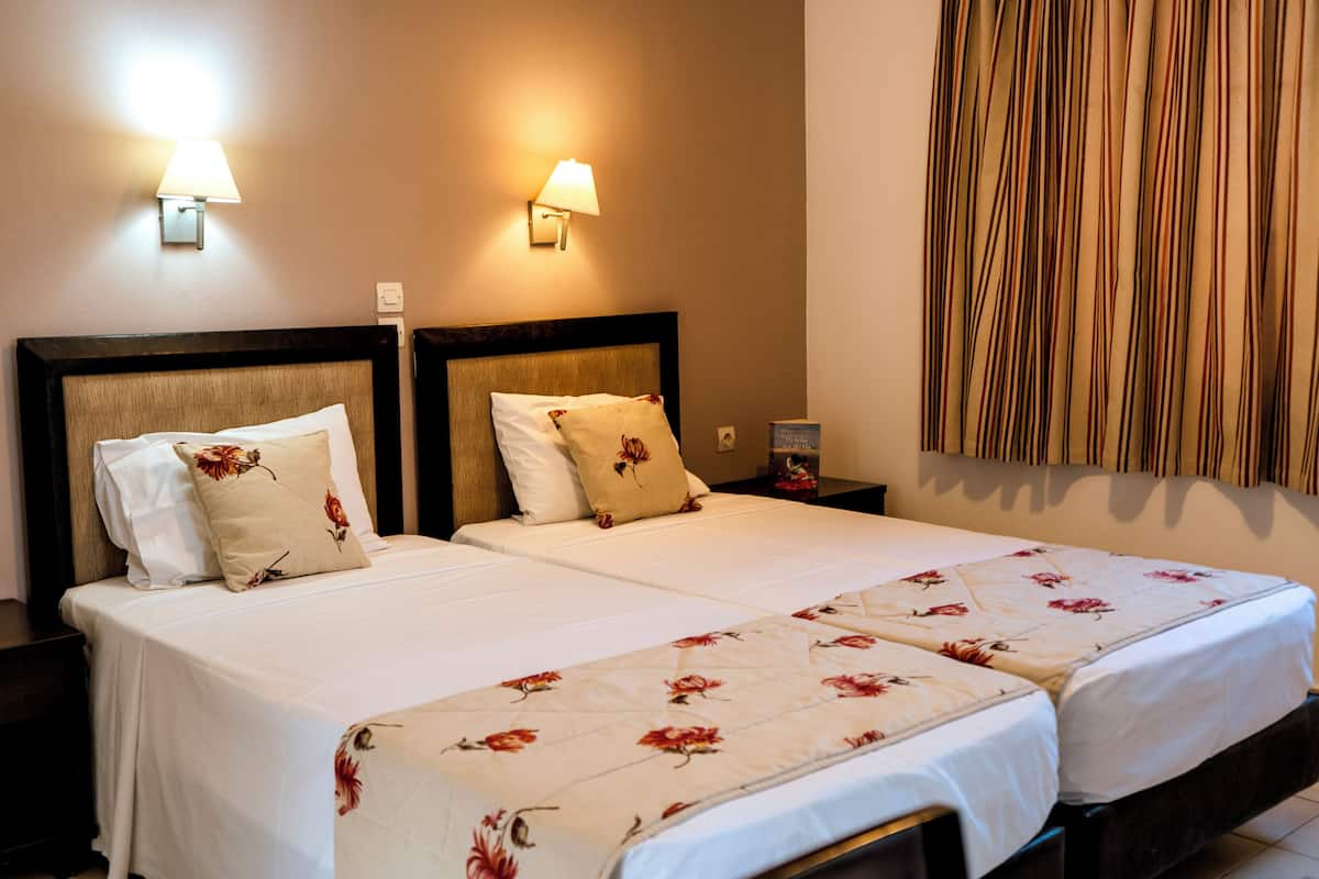 Family Room, 1 Bedroom | 1 bedroom, in-room safe, iron/ironing board, free wired internet
