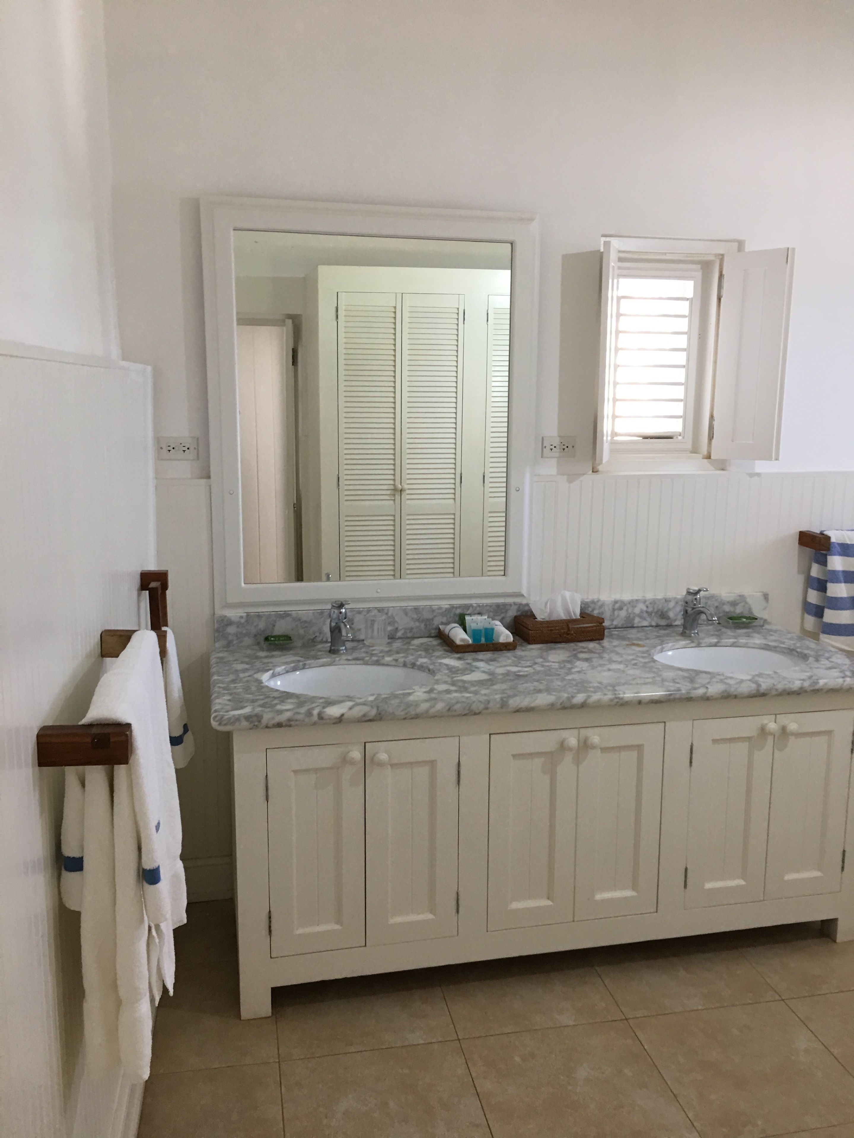 Atlantis Historic Inn