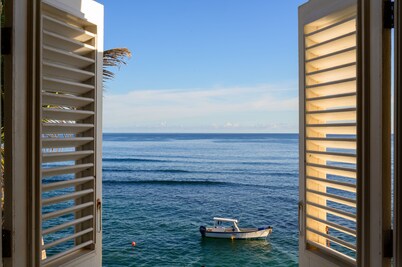 Atlantis Historic Inn