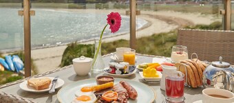 布賴河海灘飯店