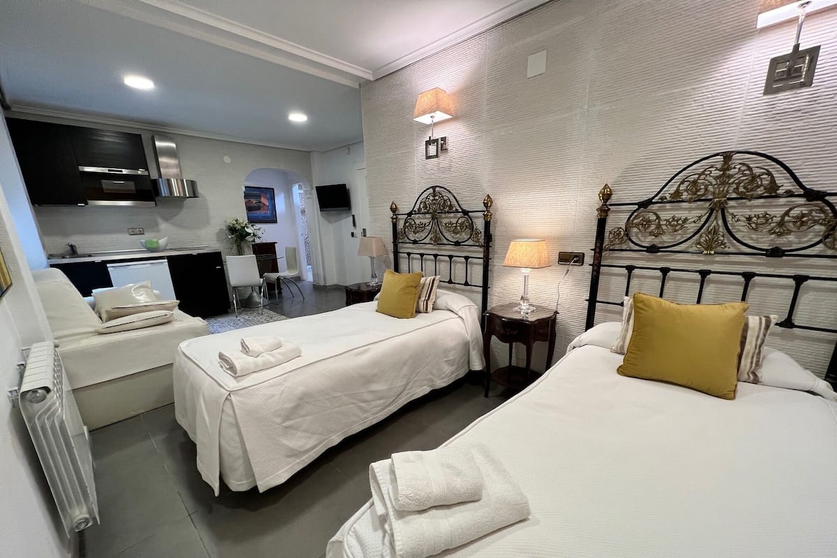 Economy Stüdyo | Özel mutfak | Mini buzdolabı, mikrodalga fırın, set üstü ocak, kahve/çay makinesi