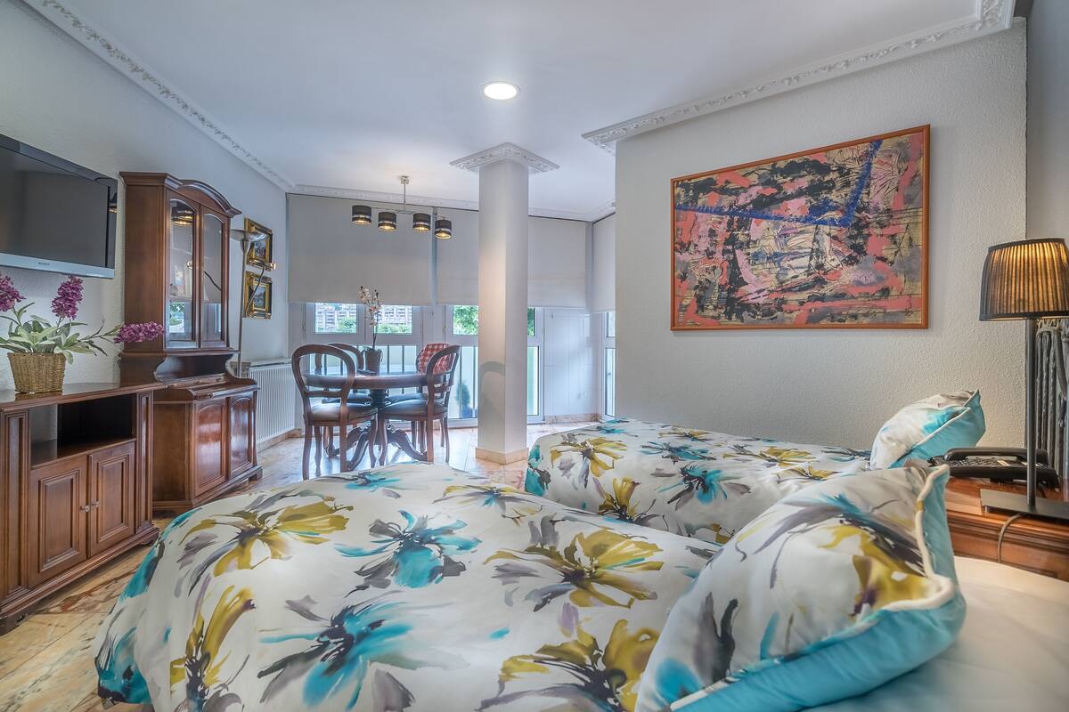 Apartment, 1 Bedroom | In-room safe, iron/ironing board, rollaway beds, free WiFi
