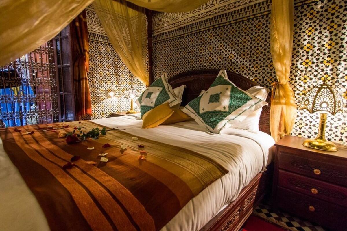 suite, ensuite (zineb) | premium bedding, minibar, wifi, bed sheets