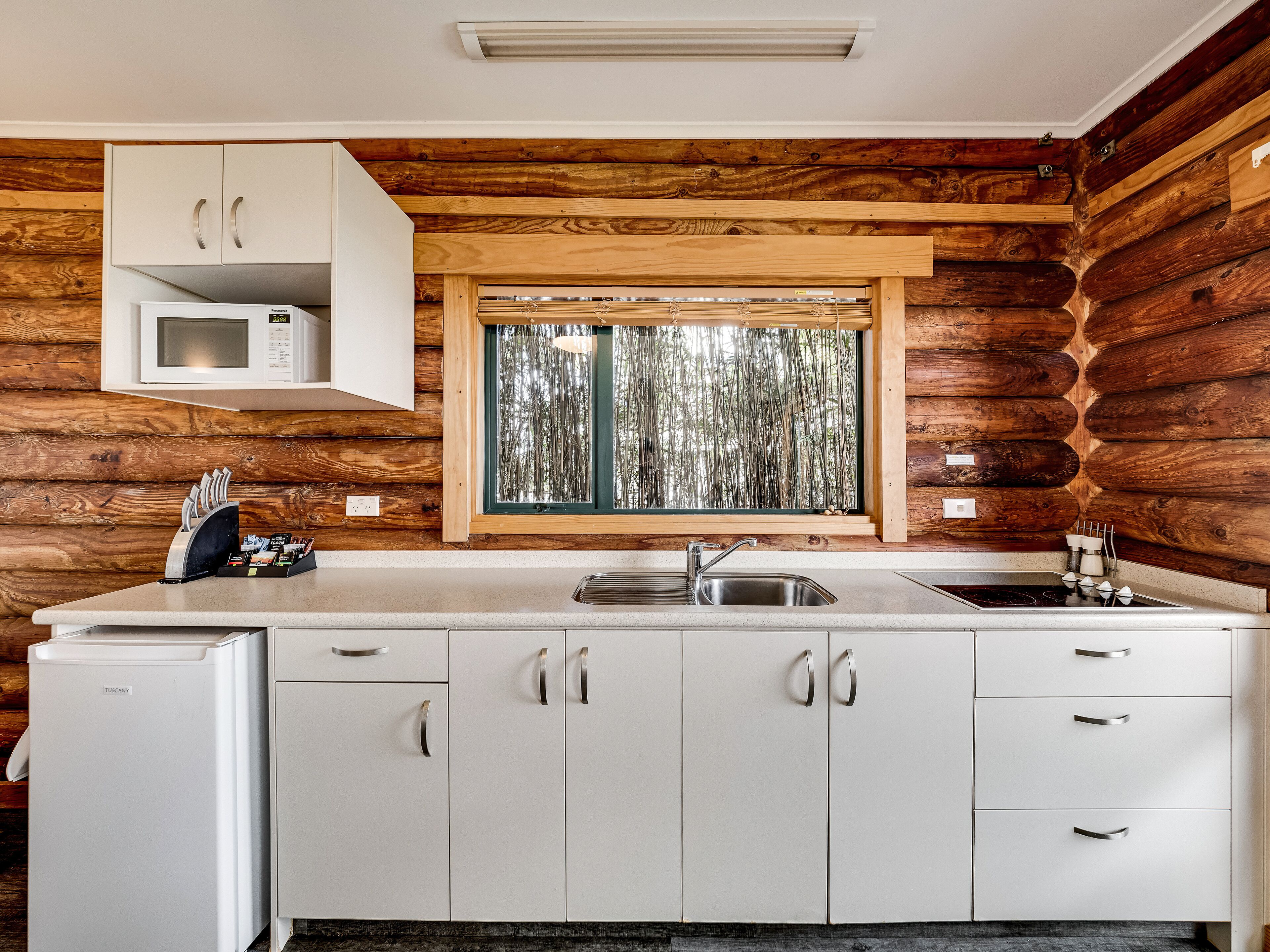 One Bedroom Apartment | Private kitchen