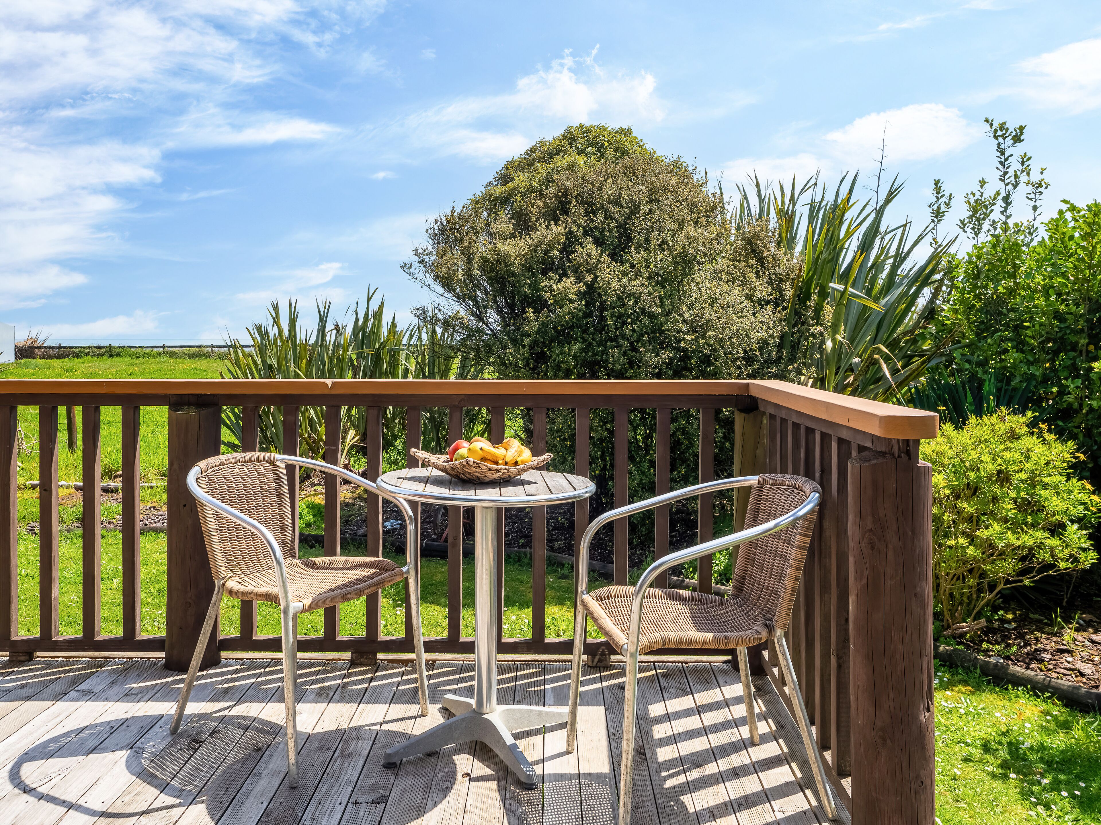 King Beachfront Chalet | Terrace/patio