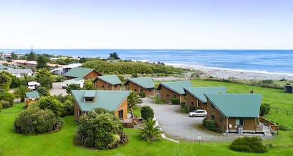 Shining Star Beachfront Accommodation