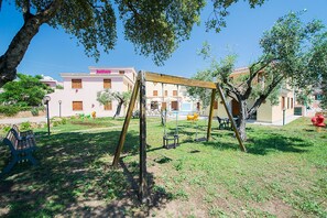 Children's play area - outdoor - Residence Cala Viola (Orosei)