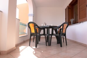 Apartment, 2 Bedrooms | Terrace/patio
