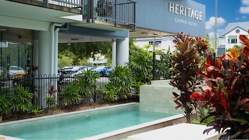 Heritage Cairns