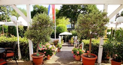 Park Hotel