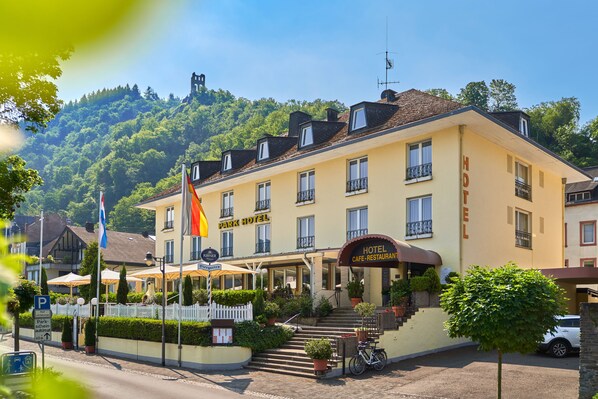Front of property - Park Hotel (Traben-Trarbach)