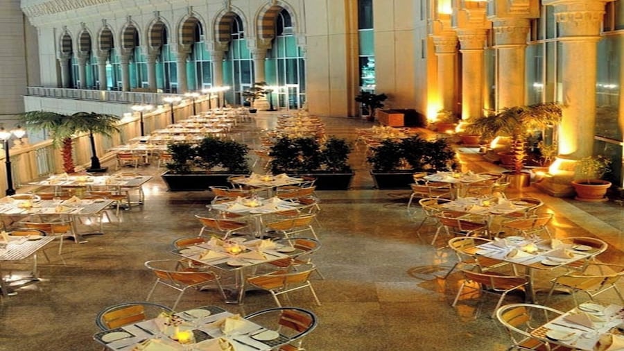 Al Marwa Rayhaan by Rotana