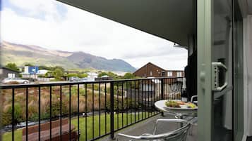 Two Bedroom Apartment | Terrace/patio