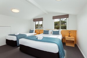 Two Bedroom Apartment | Blackout drapes, soundproofing, iron/ironing board, cribs/infant beds - Clearbrook Motels Wanaka (Wanaka)