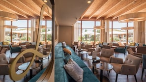 Lobby sitting area - Hotel & Spa Larimar (Stegersbach)