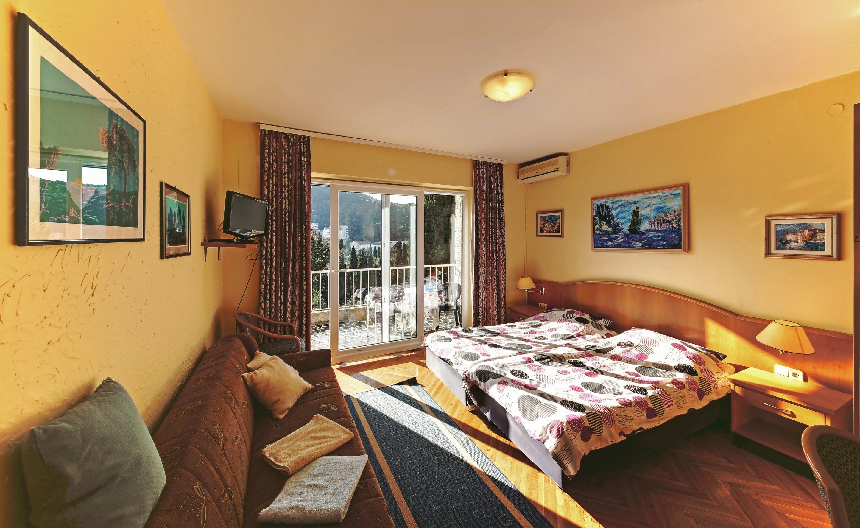 Căn hộ có tầm nhìn toàn cảnh, ban công (for 5 people) | Giường gấp/giường phụ, truy cập Internet không dây miễn phí 