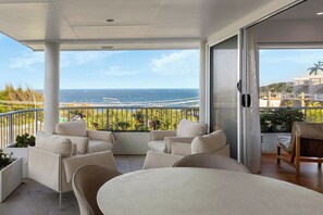 Deluxe Apartment | Terrace/patio