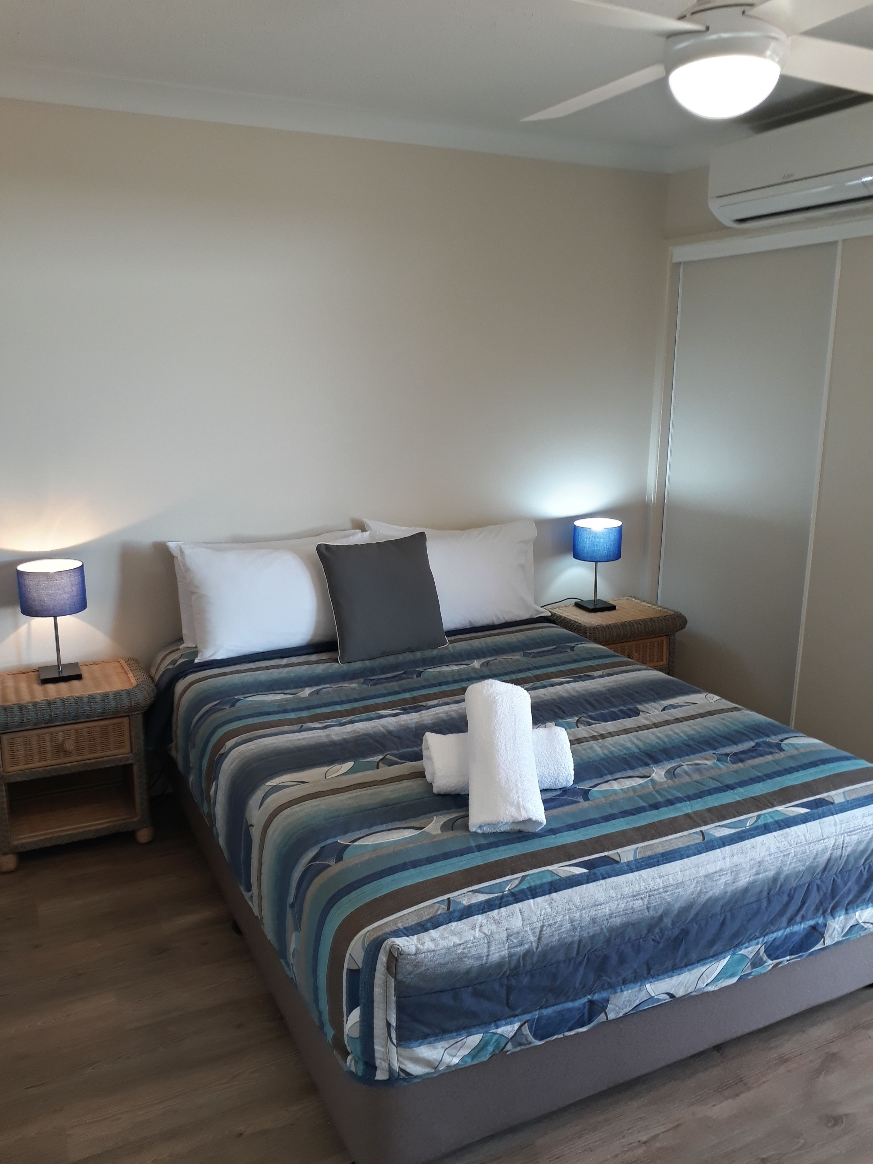 standard apartment, 1 queen bed, ocean view, beachside | 2 bedrooms, individually decorated, iron/ironing board, free wifi