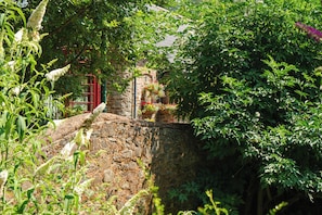 Property grounds - Fox & Hounds Country Hotel (Chulmleigh)