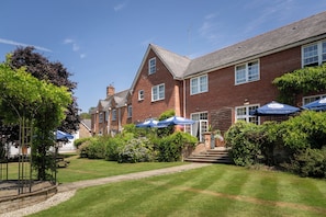 Exterior - Fox & Hounds Country Hotel (Chulmleigh)