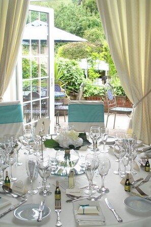 Indoor wedding - Fox & Hounds Country Hotel (Chulmleigh)