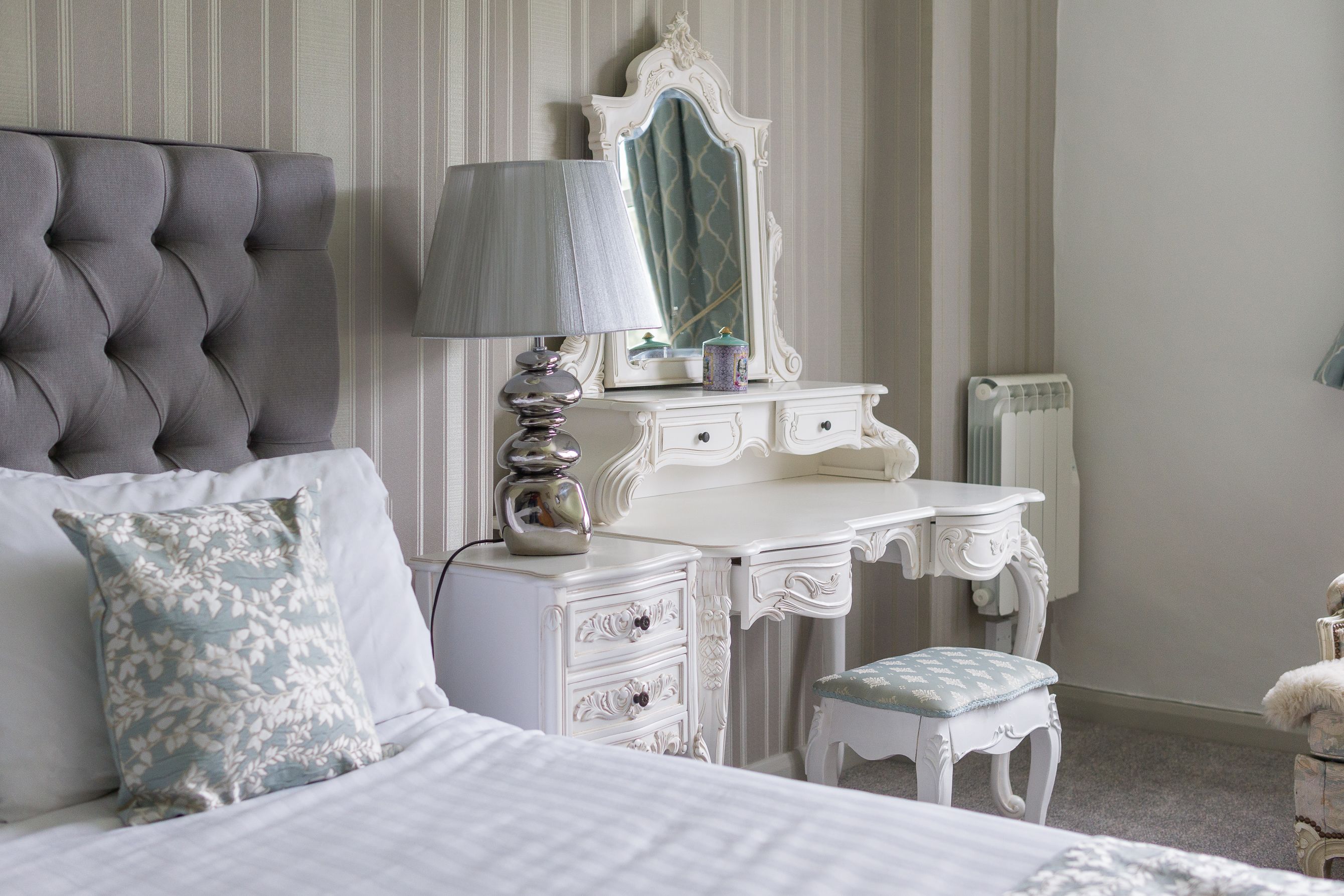 classic double room | individually decorated, individually furnished, desk, iron/ironing board