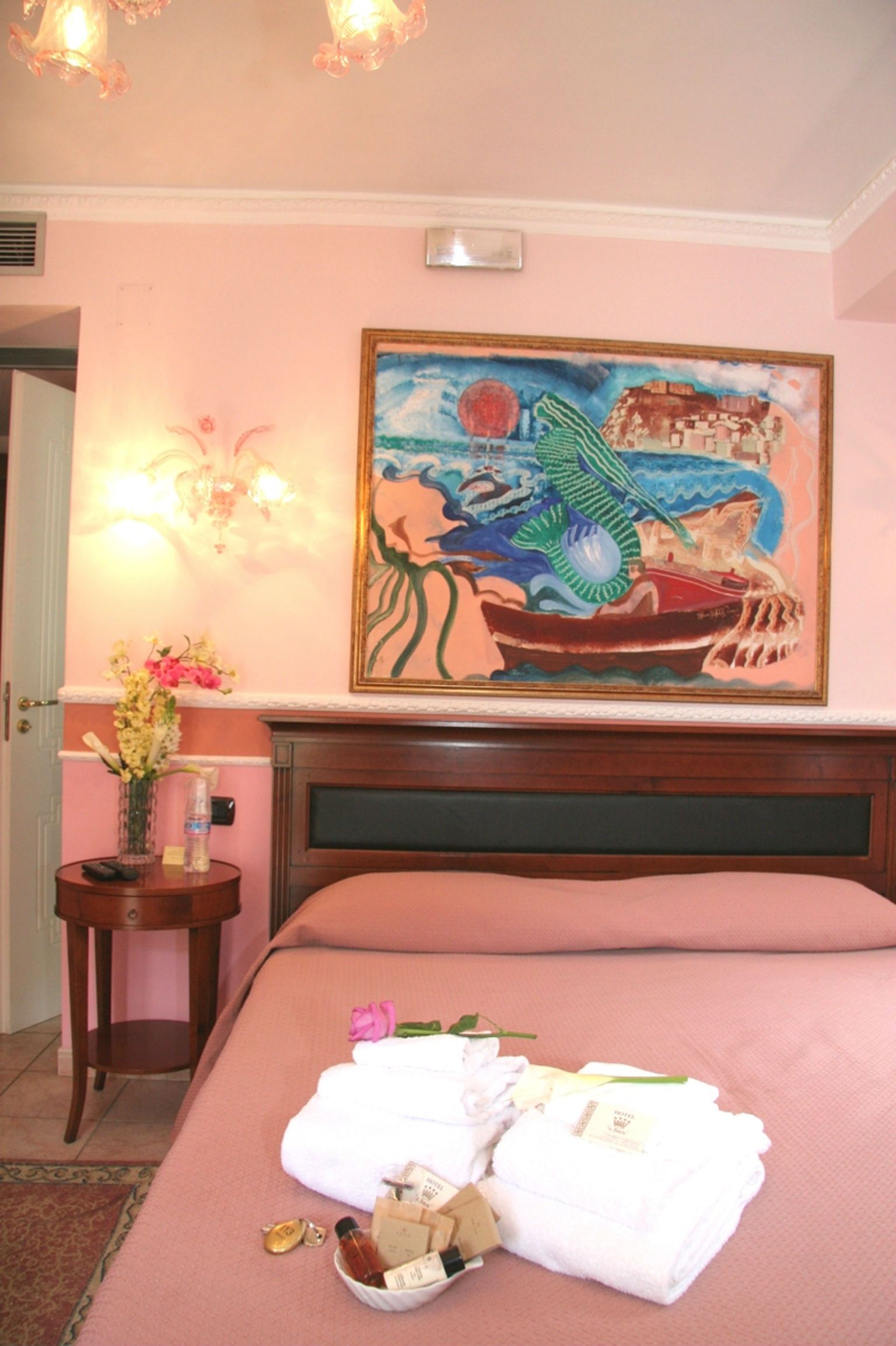 minibar, in-room safe, desk, iron/ironing board