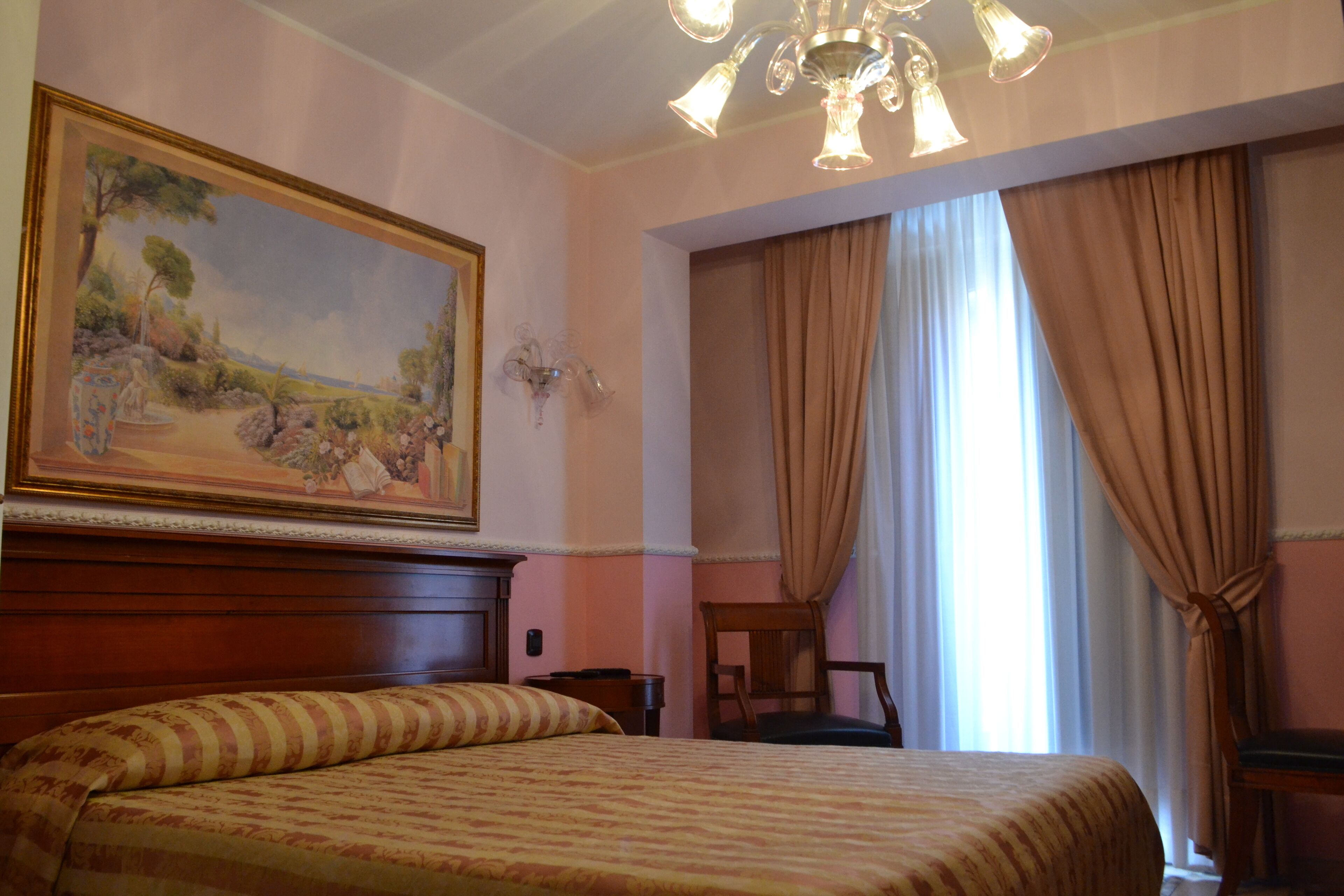 minibar, in-room safe, desk, iron/ironing board